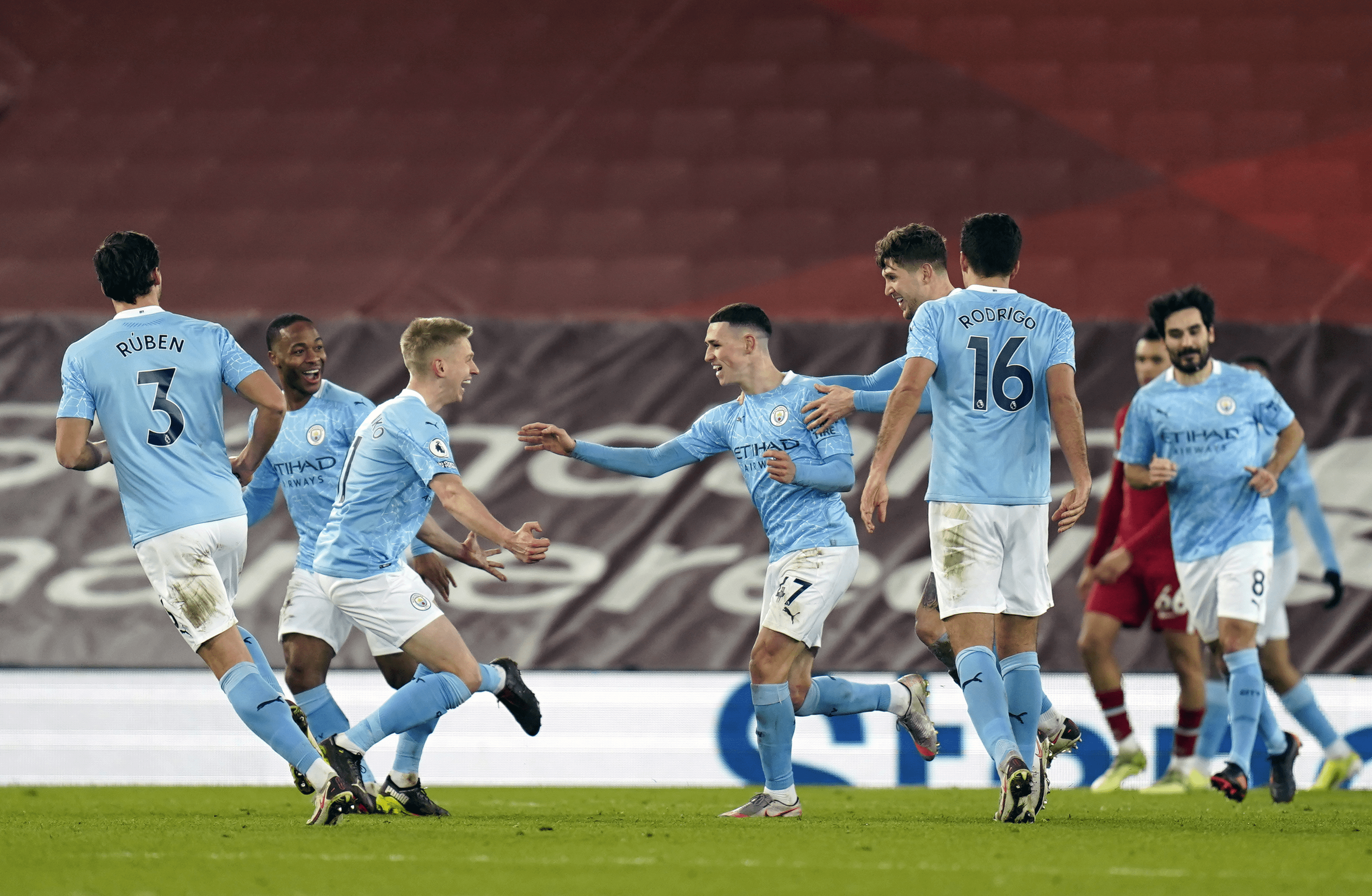 开云体育官网-集结日托特纳姆调整名单以备足总杯；更衣室发声环节打磨；底气十足；球队文化再被提及