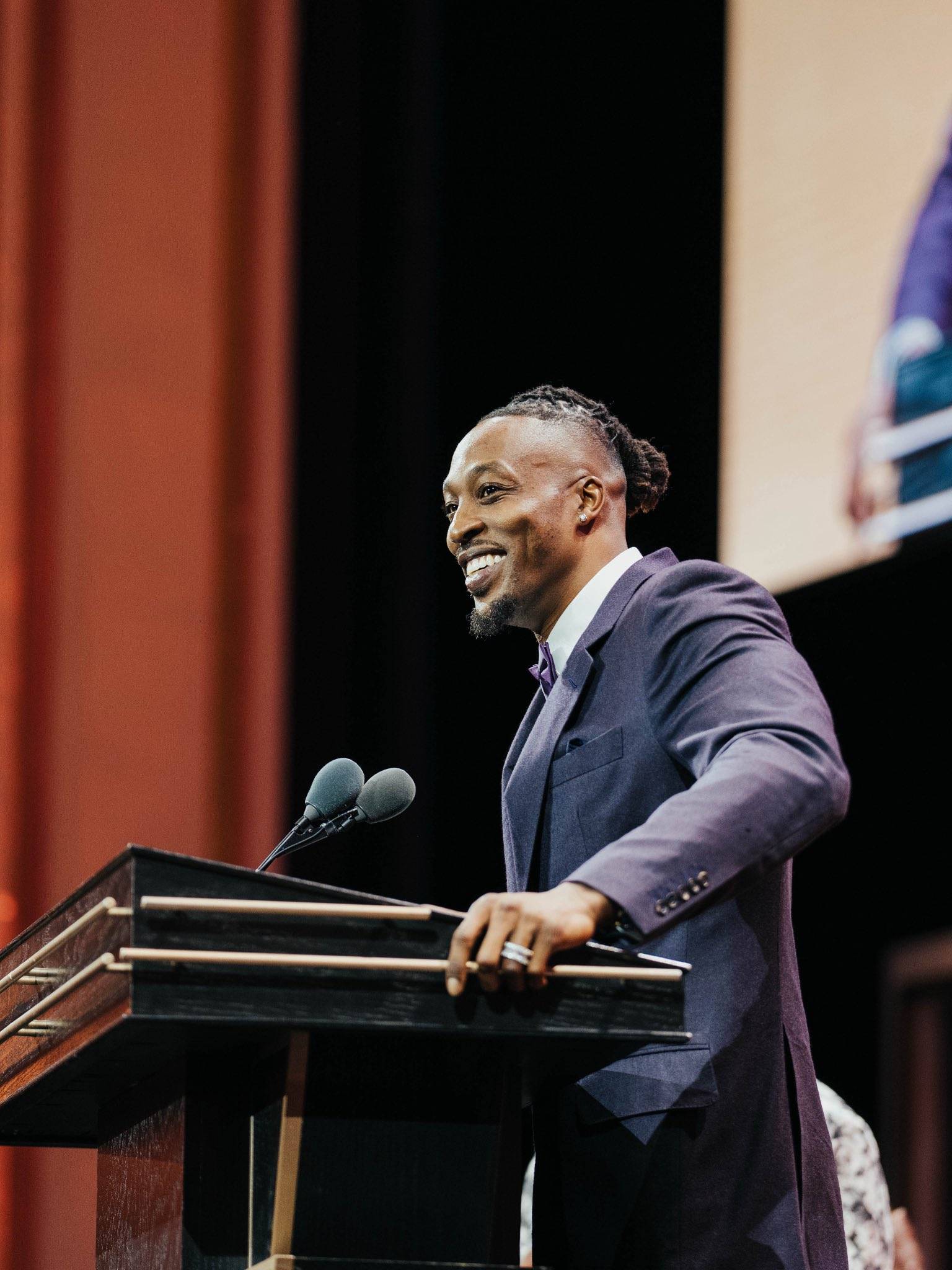 开云体育官网-国际米兰训练开放日，冲刺阶段内部沟通引欢呼，足总杯在即，赛程密集仍需轮换