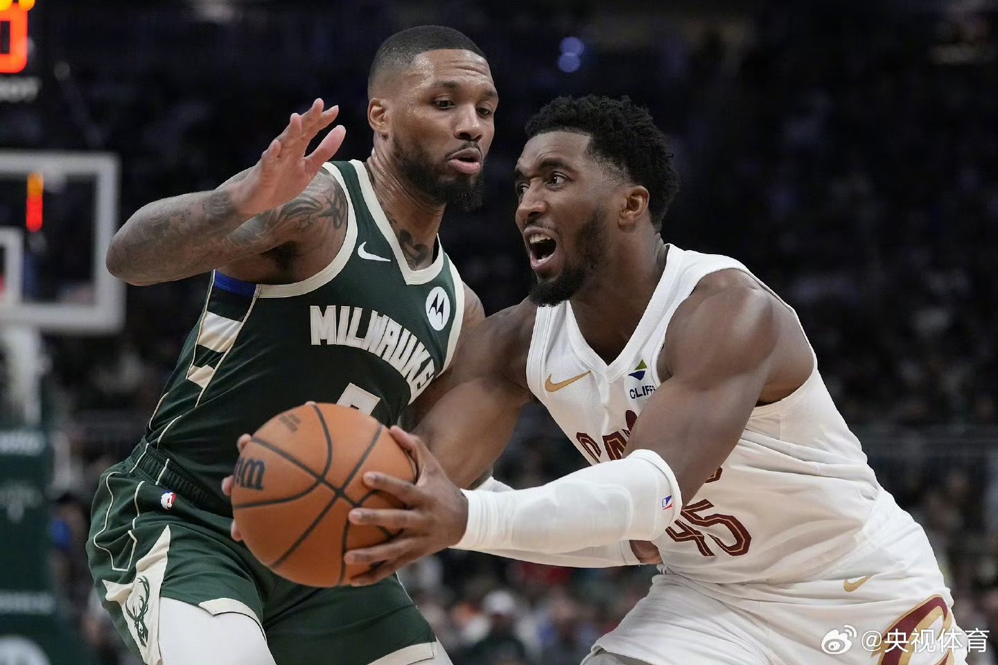 开云体育下载-关于密尔沃基雄鹿发布备战花絮，窗口期状态回暖，NBA总决赛任务艰巨，赛程密集仍需轮换的信息